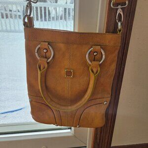 Ellington Cross Body in Mustard Yellow